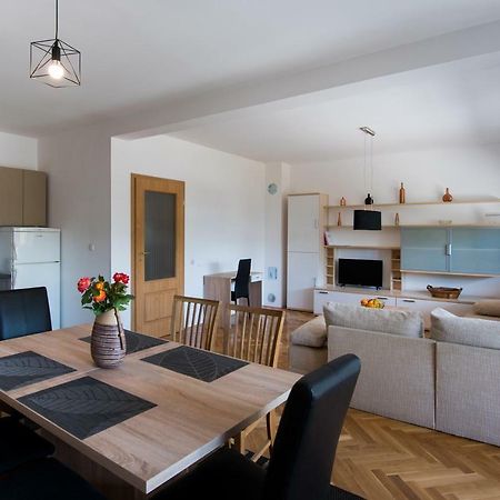 Seasons Apartmani Осієк Екстер'єр фото