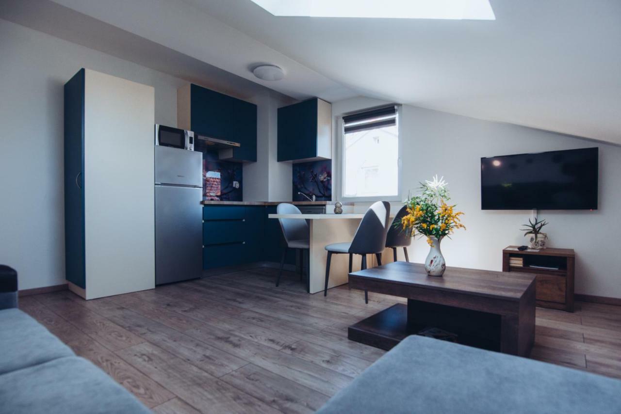 Seasons Apartmani Осієк Екстер'єр фото